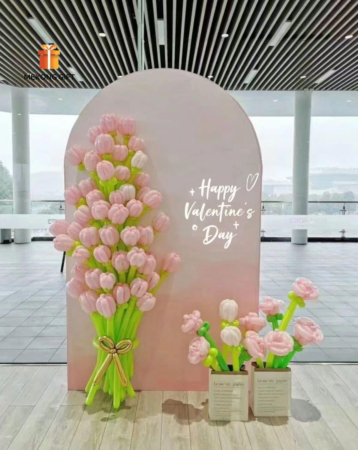 Ứng dụng hoa bong bóng tạo hình để trang trí cảnh quan, sự kiện, backdrop